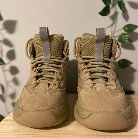 YEZZY SEASON 7 DESERT BOOT IN SHADE ROCK - Picture 2 of 4